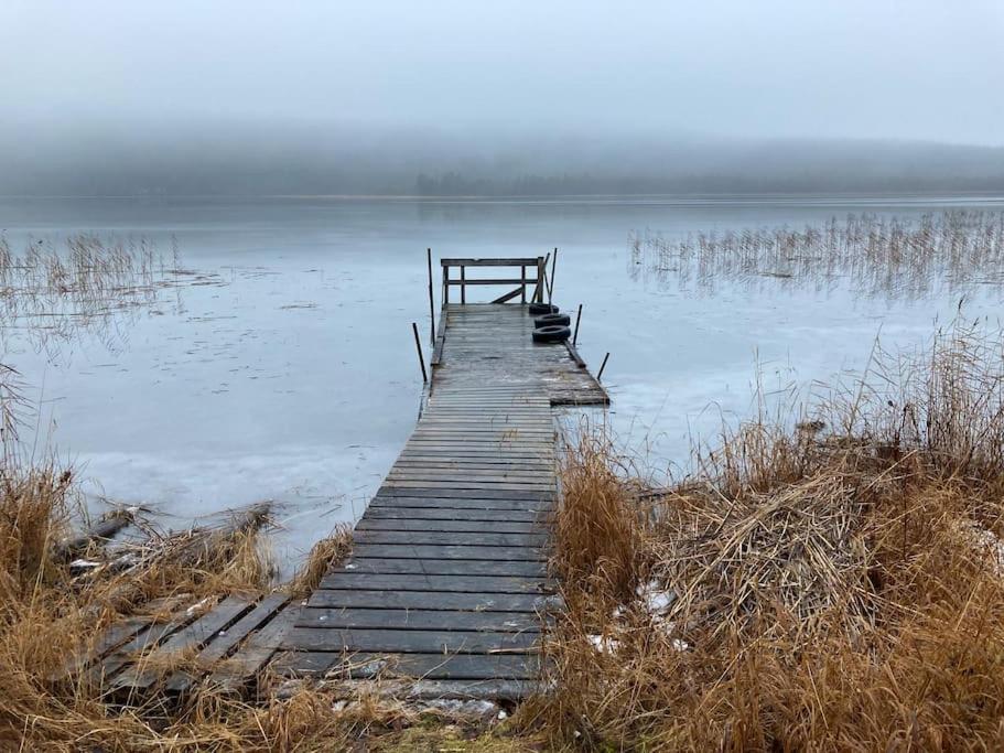 Lakeside Wilderness Cabin Йокмокк Экстерьер фото