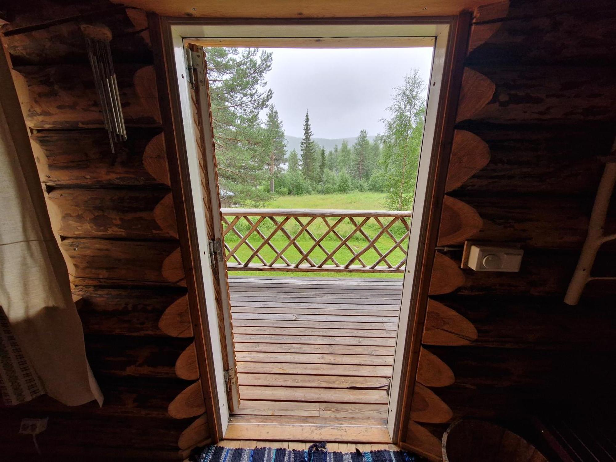 Lakeside Wilderness Cabin Йокмокк Экстерьер фото